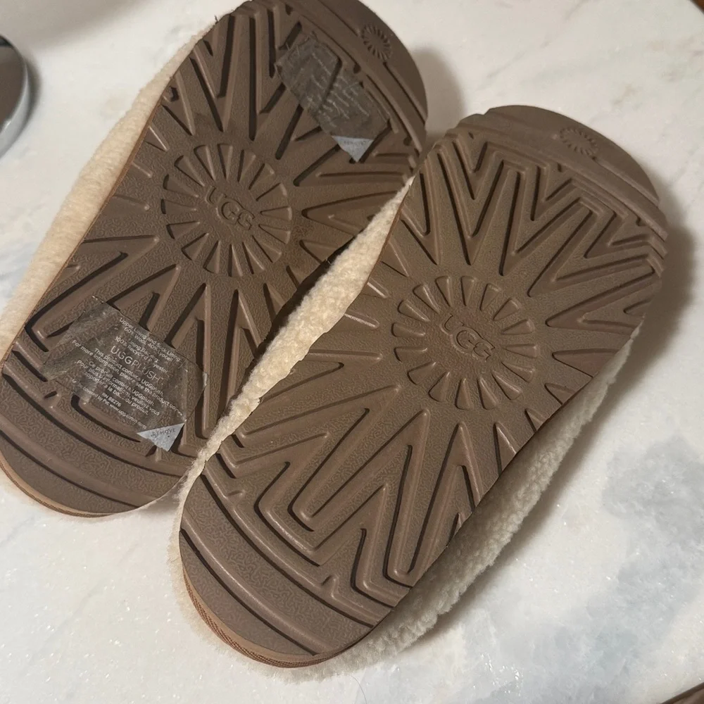 Ugg Tasman Maxi Curly Slippers Cream - Picture 3 of 3